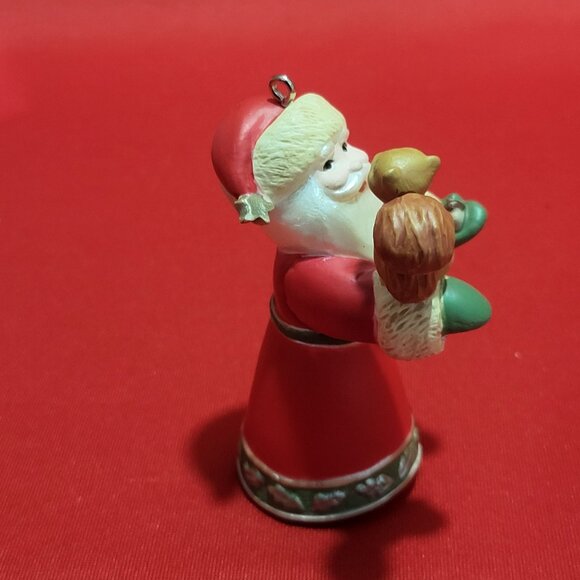 Hallmark A Visit From Santa Squirrel 2013 Christmas Tree Ornament - Picture 11 of 12